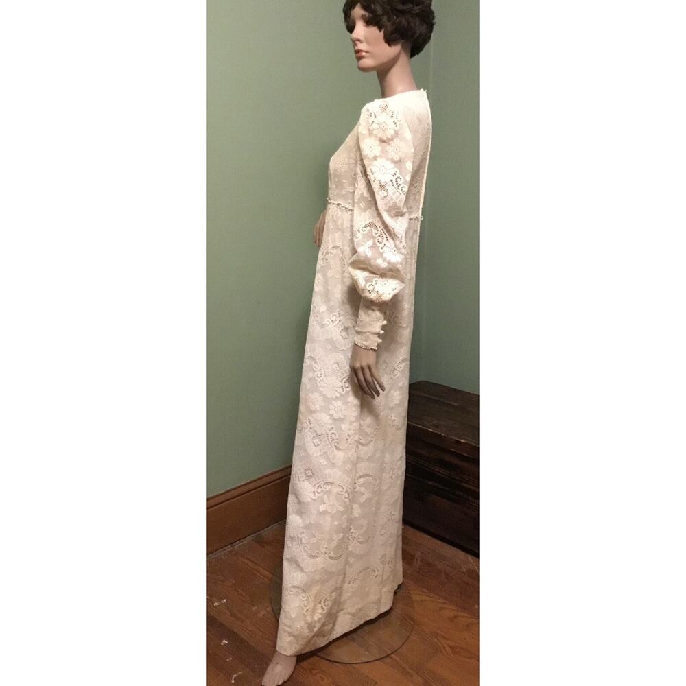 VINTAGE LANZ ORIGINAL 70s IVORY LACE w/BISHOP SLEEVES/EMPIRE WAIST MAXI DRESS - Picture 5 of 9